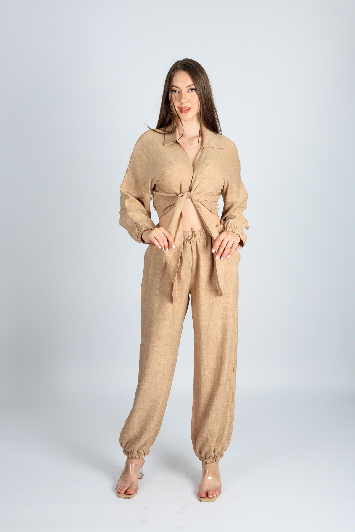  KARAMEL -BEJ BOL DÖKÜMLÜ GÖMLEK - BOL PACA LASTIKLI DÖKÜMLÜ ŞALVAR  MODEL PANTOLON İKİLİ  TAKIM 